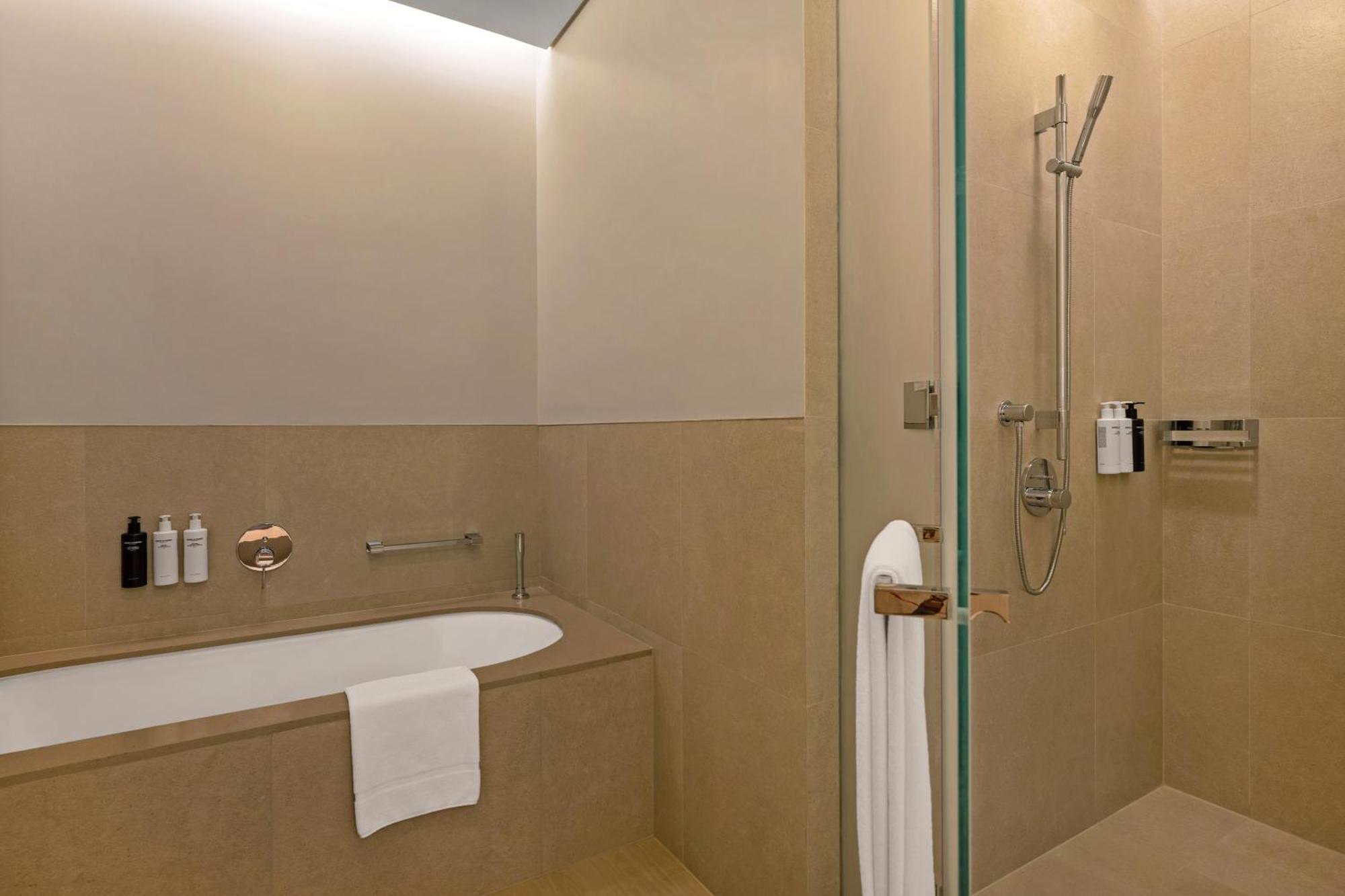 Vida Dubai Mall Екстериор снимка